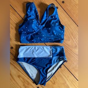 Nani swim suit, small top medium bottom